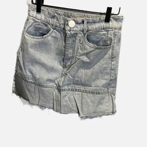 Jue & Seluena Light Wash Denim Pleated Hem Mini Skirt Size M Elephant Tag Y2K